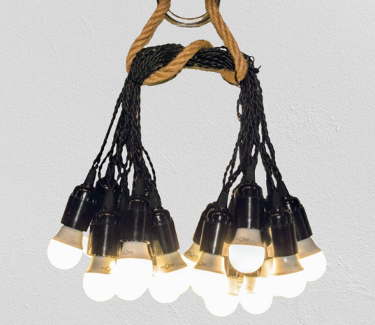 

Гірлянда вулична RETRO LAMPA 2 метра 5 ламп LED 4W волозахисна IP44 від 220V (20542441)