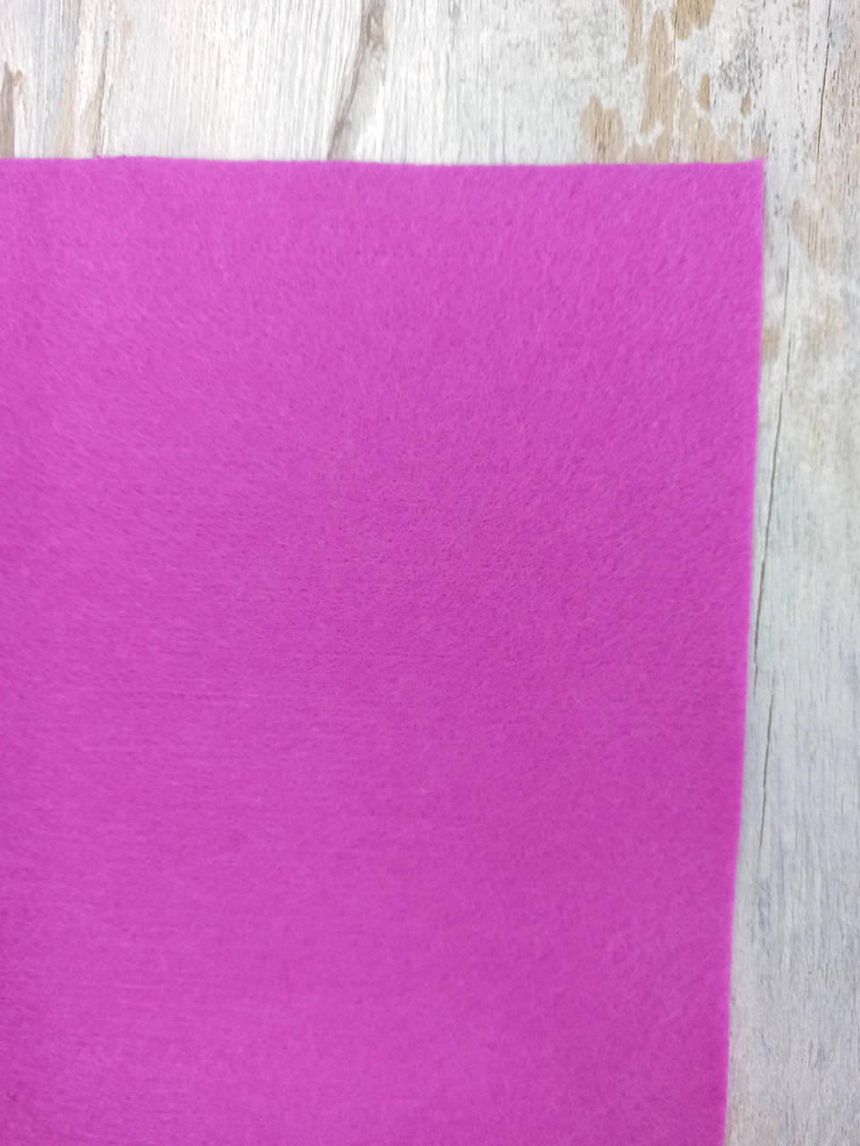 

Фетр листовой Royal Felt Мягкий Лиловый Лист А4 20 см х 30 см 1.3 мм Тайвань