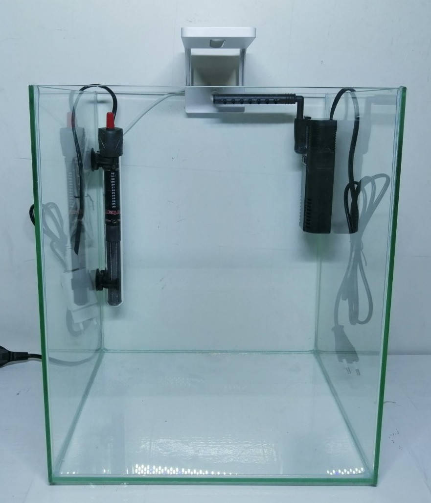 

Аквариумный набор - аквариум куб CUBE 18,7 L, 25*25*30 см, 4 мм