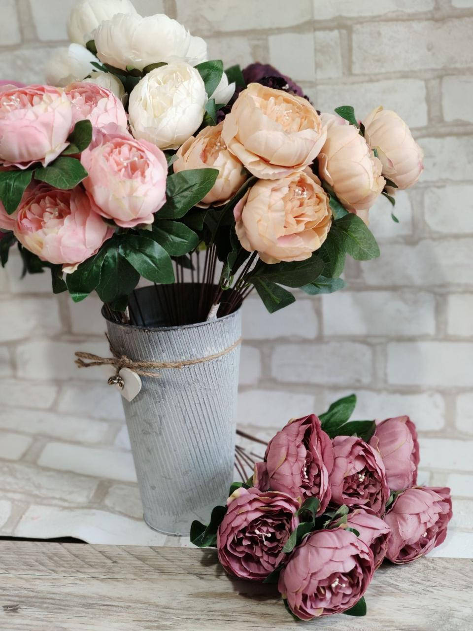 

Пионы интерьерные искусственные, 8 веточек, h-53 см, 205/175 (цена за 1 шт.+30 грн.) лиловый