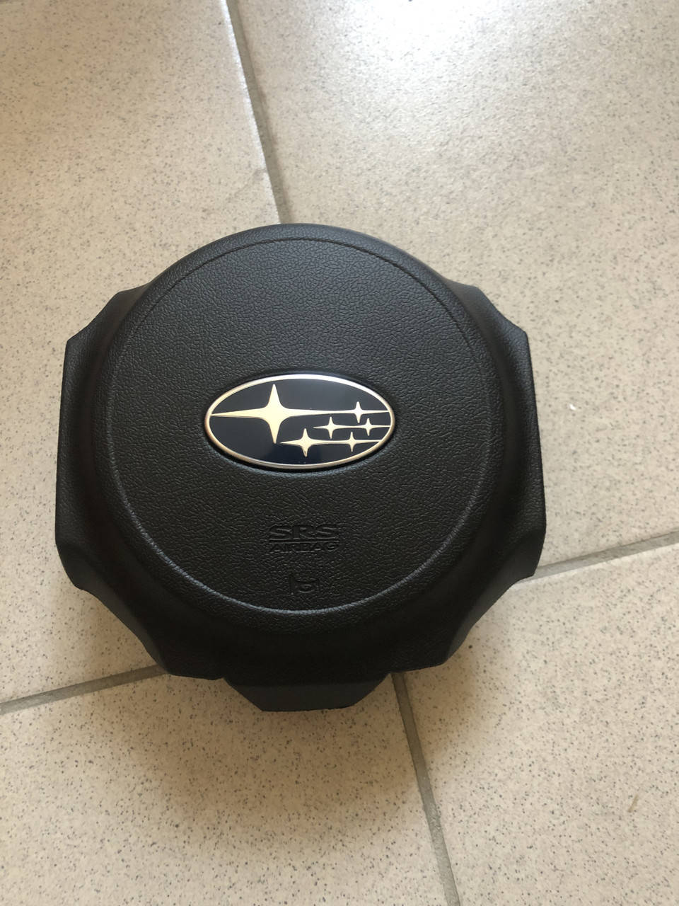 

Крышка, Заглушка, Накладка, Airbag на руль подушка безопасности Subaru Forester 16-18, Outback 15--17, XV 15+