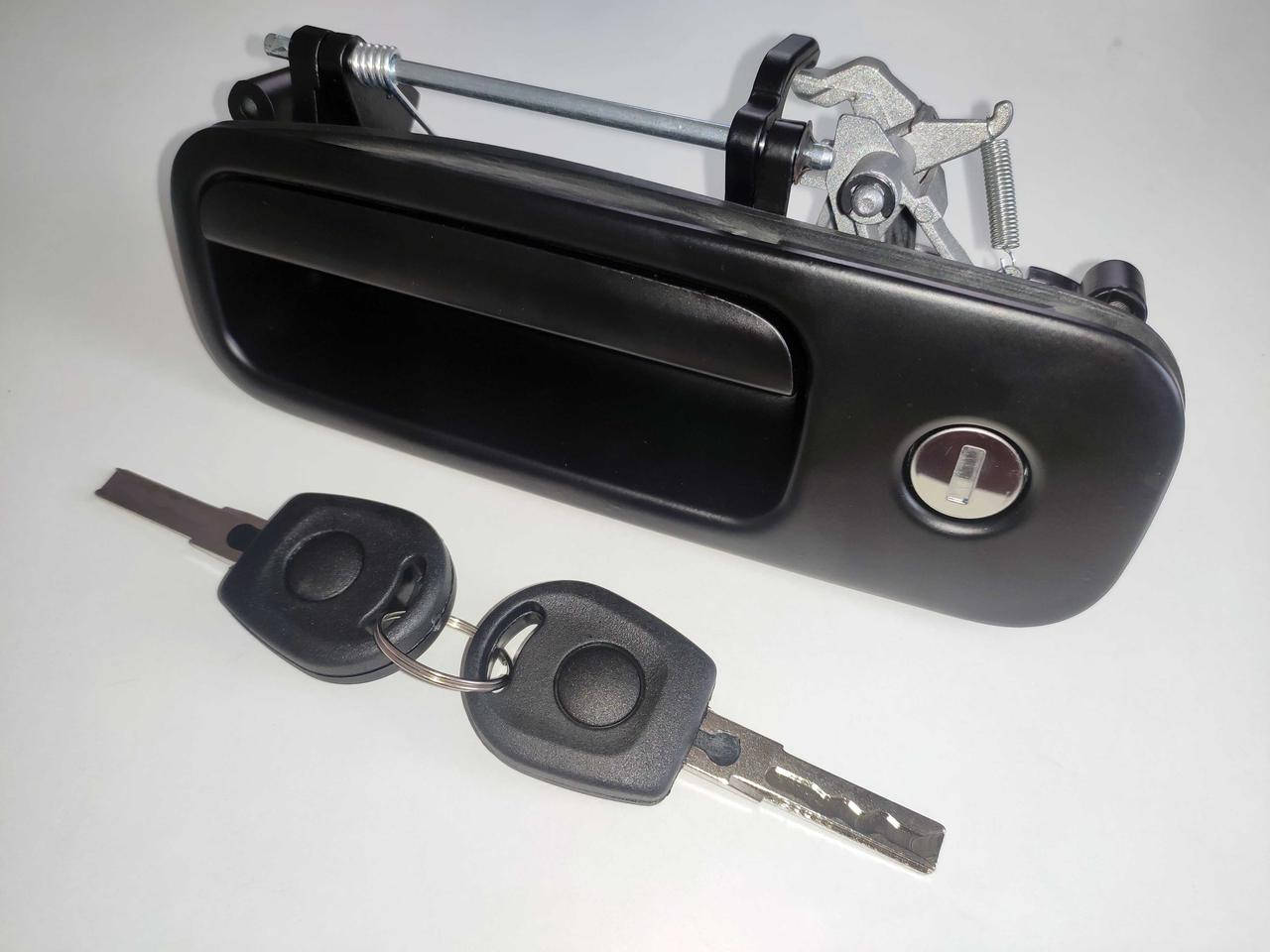

Ручка крышки багажника с замком VW Golf 4, Golf 3, Caddy 3, Transporter T5, Lupo, Seat Alhambra