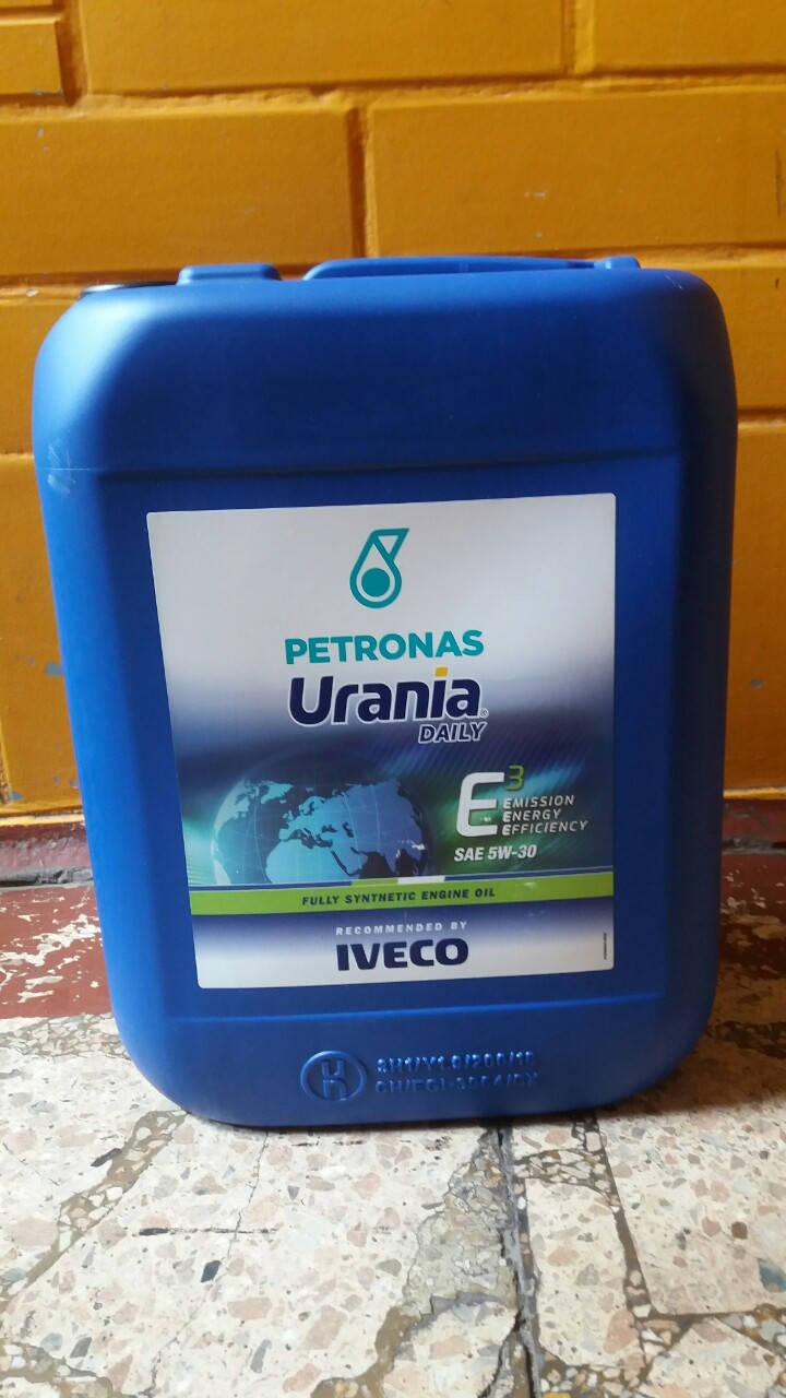 

Масло моторное Urania Daily 5W30 SYNTHETIC (20L)