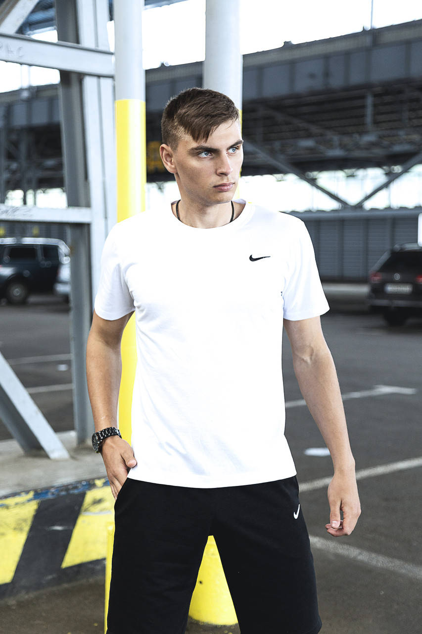 

Футболка Nike/ Найк мужская (Хлопок) Белая трикотажная спортивная летняя