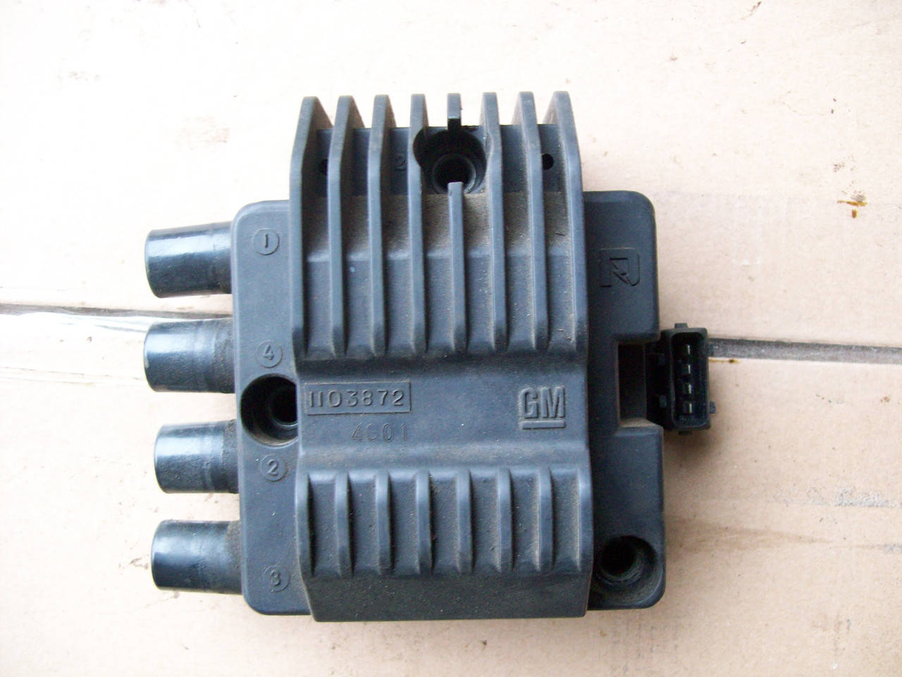 

Катушка зажигания Opel Vectra, Astra, Опель Вектра, Астра 1.4 - 1.6i.