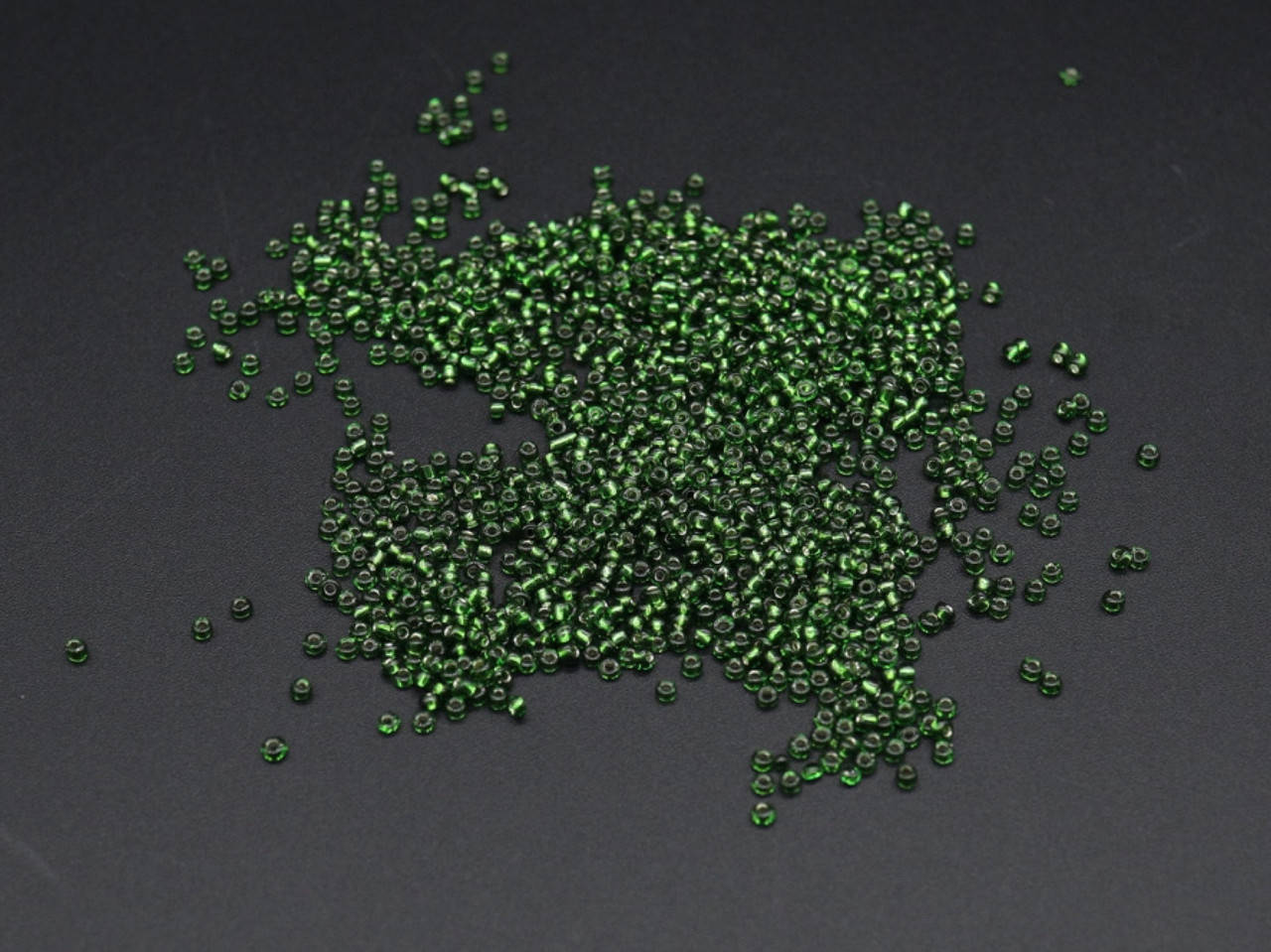 

Бисер круглый. №12/0. 2.3мм. 100г/уп