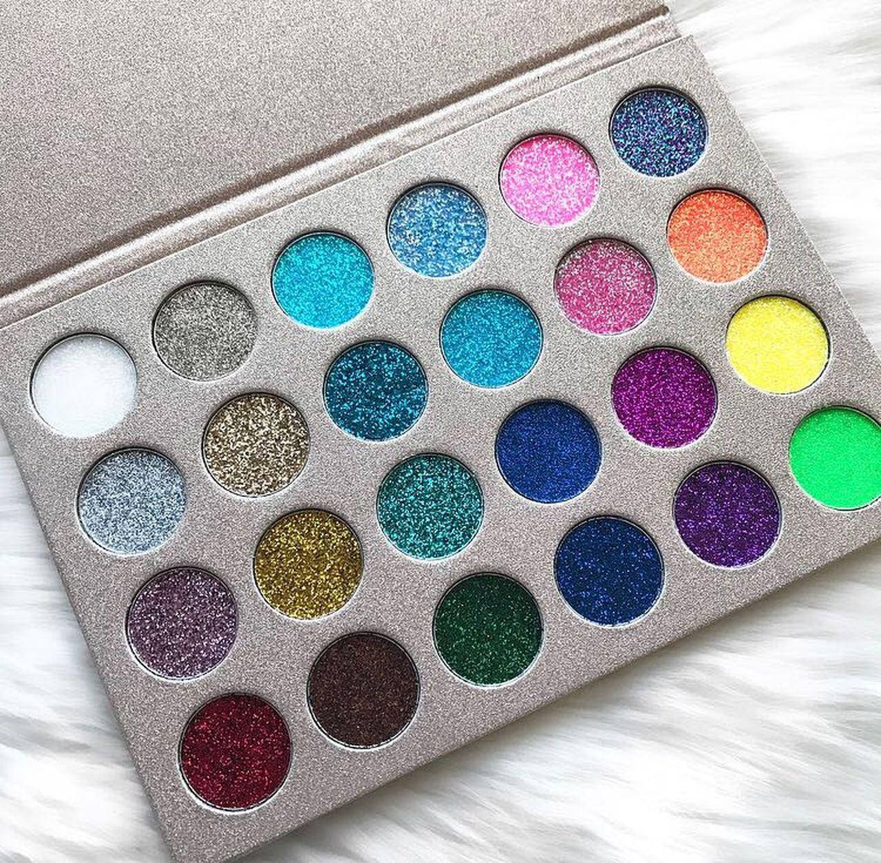 

Палетка теней Glamierre Ultra Pigmented glitter 24 оттенка