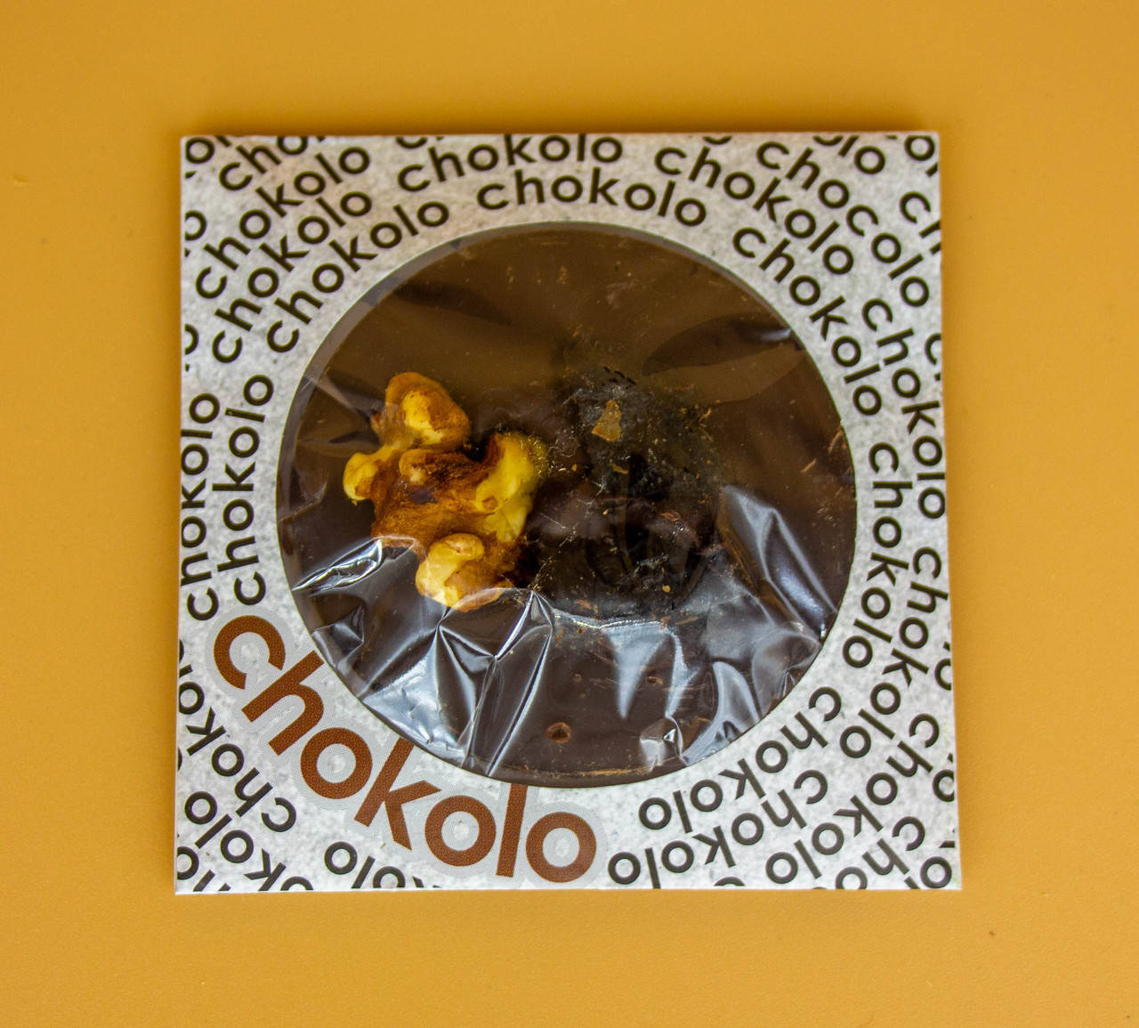 

Конфета ChoKOLO (Чоколо) черный шоколад, чернослив, грецкий орех, 25 гр