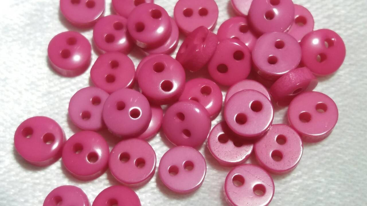 

Пуговицы для кукол мини 6мм. Малиновый № 6.39.