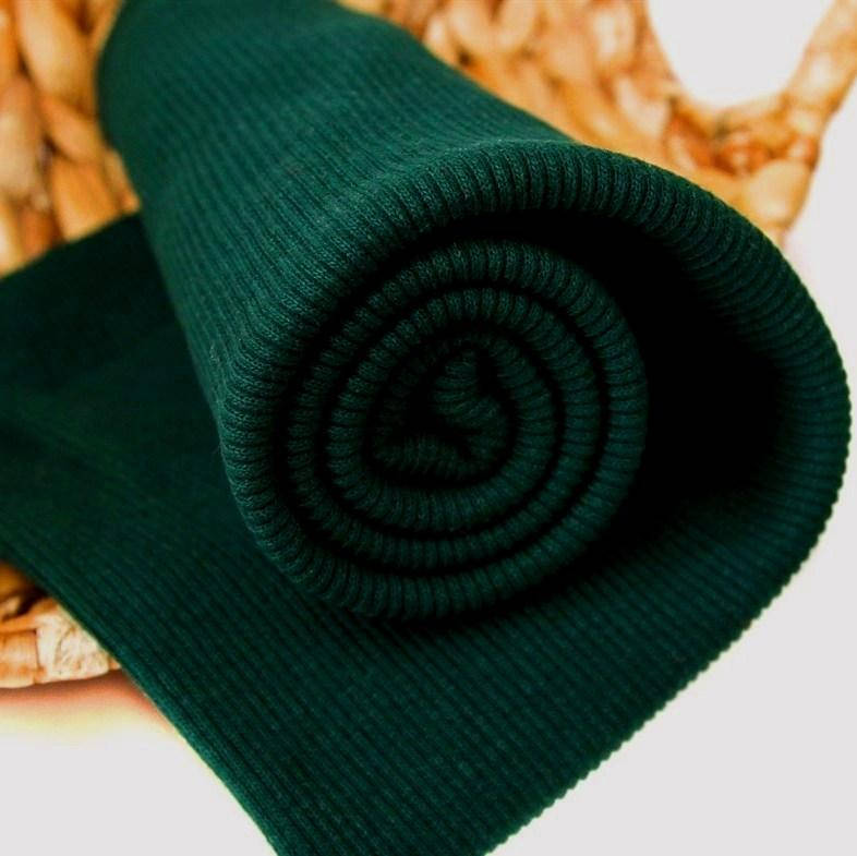 

Довяз к трехнитке Оболонь Состав: 95% хлопок 5% эластан для окантовки изделий из трехнитки и курток манжетов, Зелёный