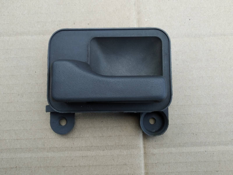 

Ручка двери внутренняя Opel Vectra A 1987-1995 передняя левая серая 90270173; 90 270 173