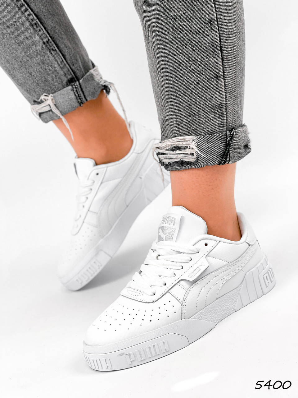 

Кросівки жіночі в стилі Puma білі 5400, Белый