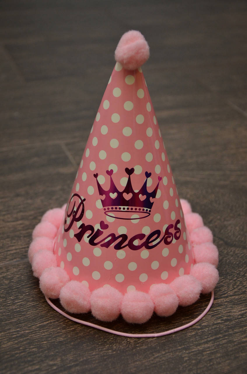 

Праздничный колпак "Princess", розовый в мелкий горох с меховыми шариками, высота 16 см,