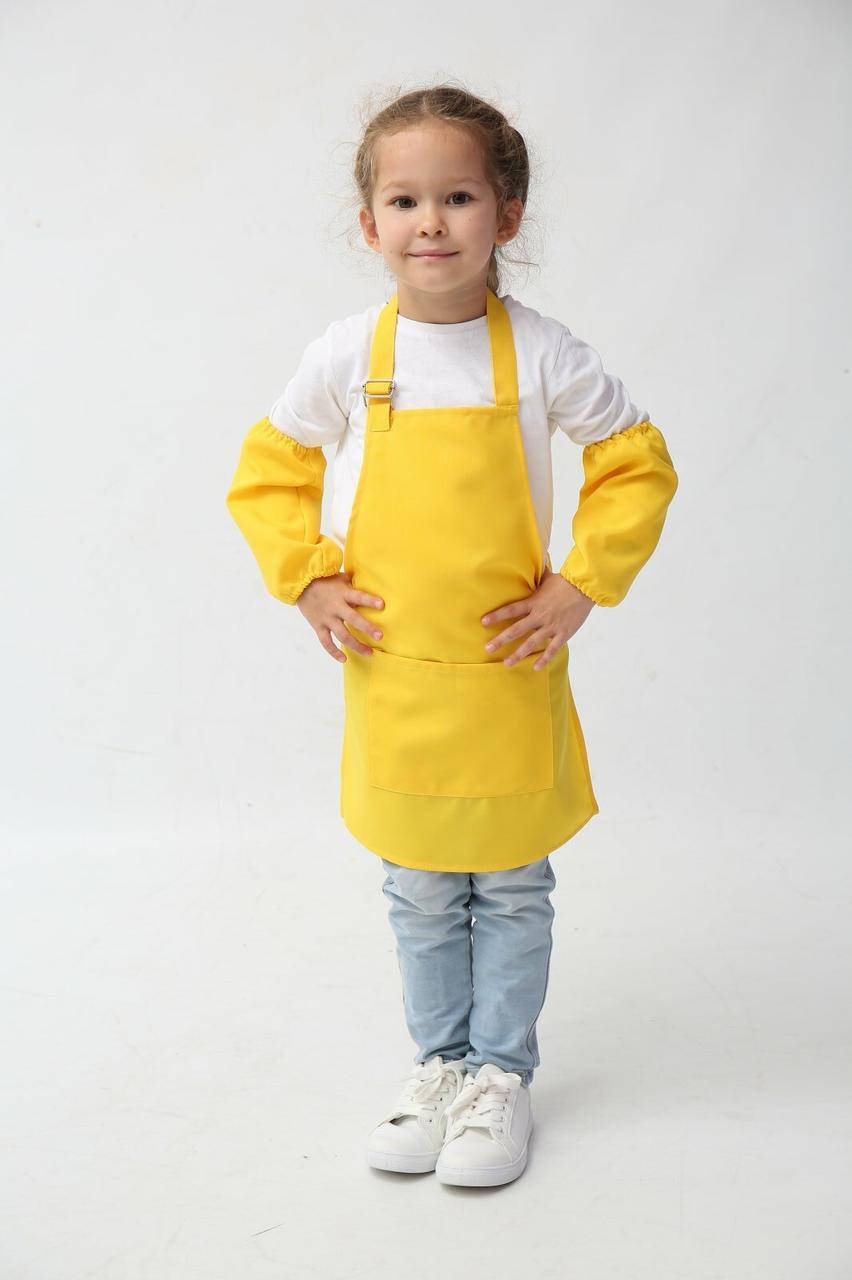 

Детский фартук с нарукавниками жёлтого цвета (2-5 лет)