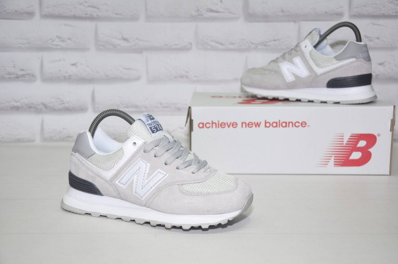 

Замшевые кроссовки New Balance 574 светло серые 38, Серый