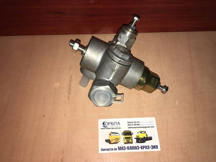 

11.3512010 Регулятор давления воздуха КамАЗ, МАЗ, КрАЗ (старого образца)