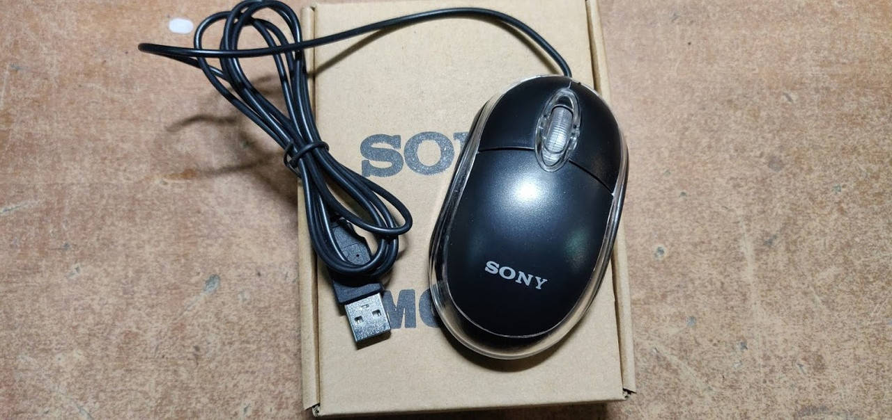 

Брендовая оптическая мышь Sony USB № НОВ212104