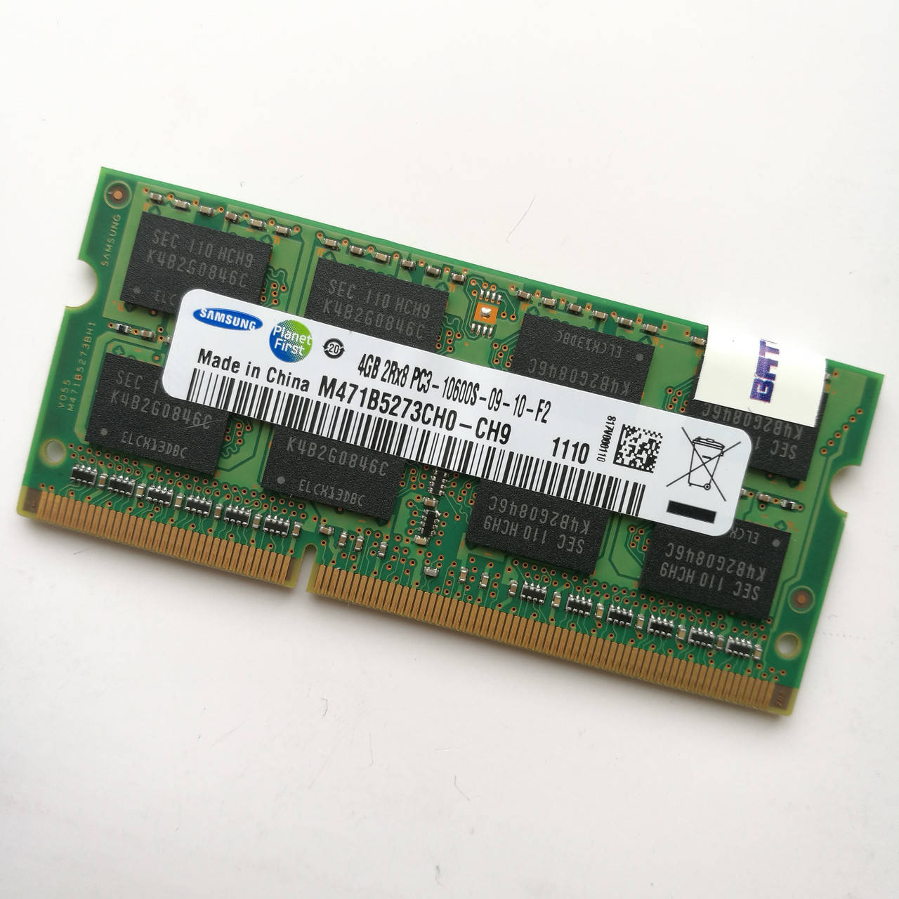 

Оперативная память для ноутбука Samsung SODIMM DDR3 4Gb 1333MHz 10600s CL9 (M471B5273CH0-CH9) Б/У