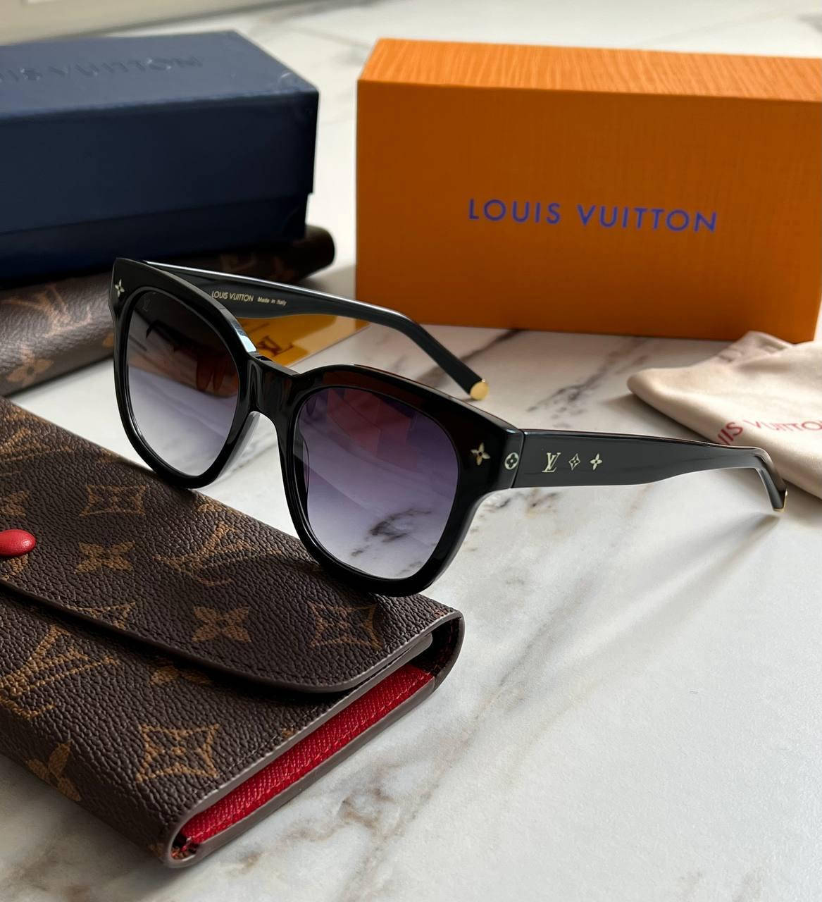 

Женские солнцезащитные очки Lv (1523) black LUX, Черный