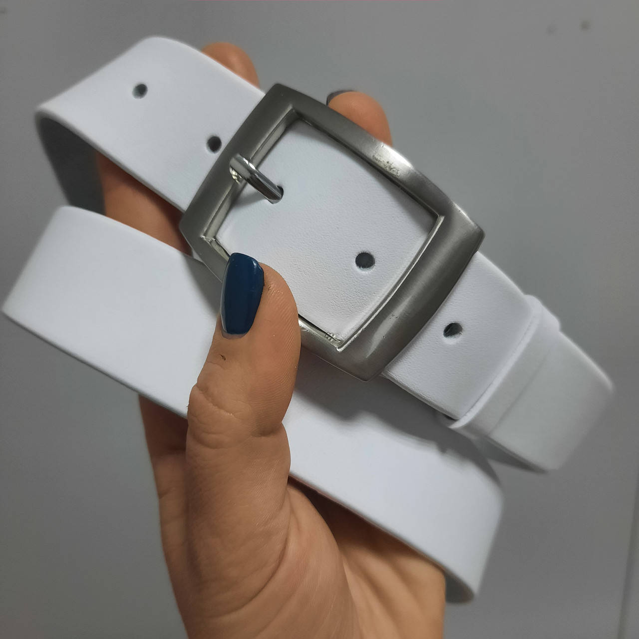 

УЦЕНКА!! Ремень женский кожаный с квадратной пряжкой белый JK-3564 white (127 см)