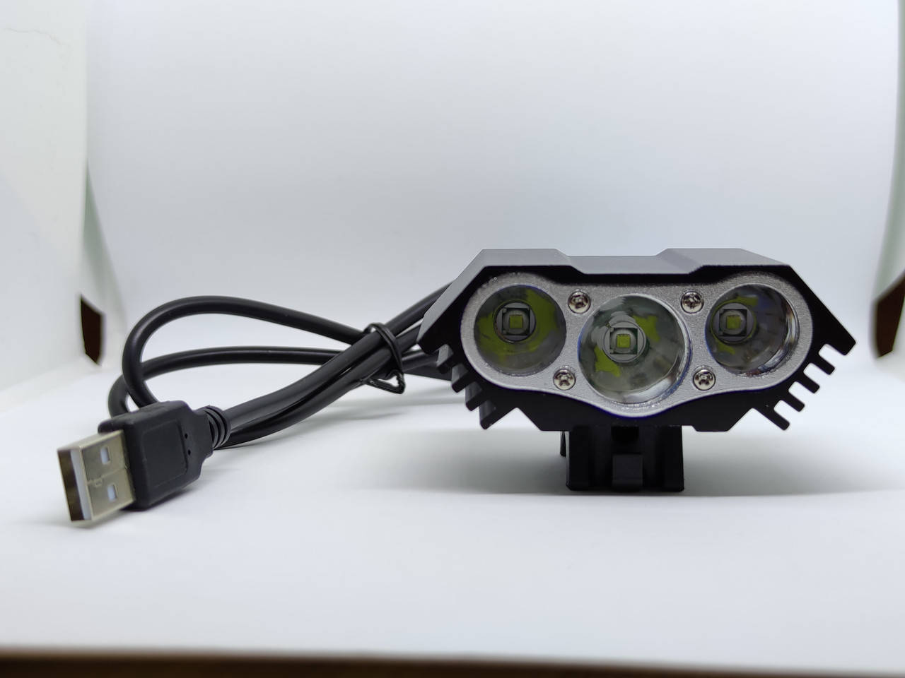 

USB Велофара "Сова" Solarstorm три диода Cree XML T6