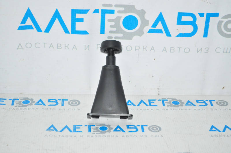 

Отбойник капота с кронштейном лев Ford Escape MK3 13-19 новый неоригинал CV6Z16758A Форд Эскейп 2013-2019