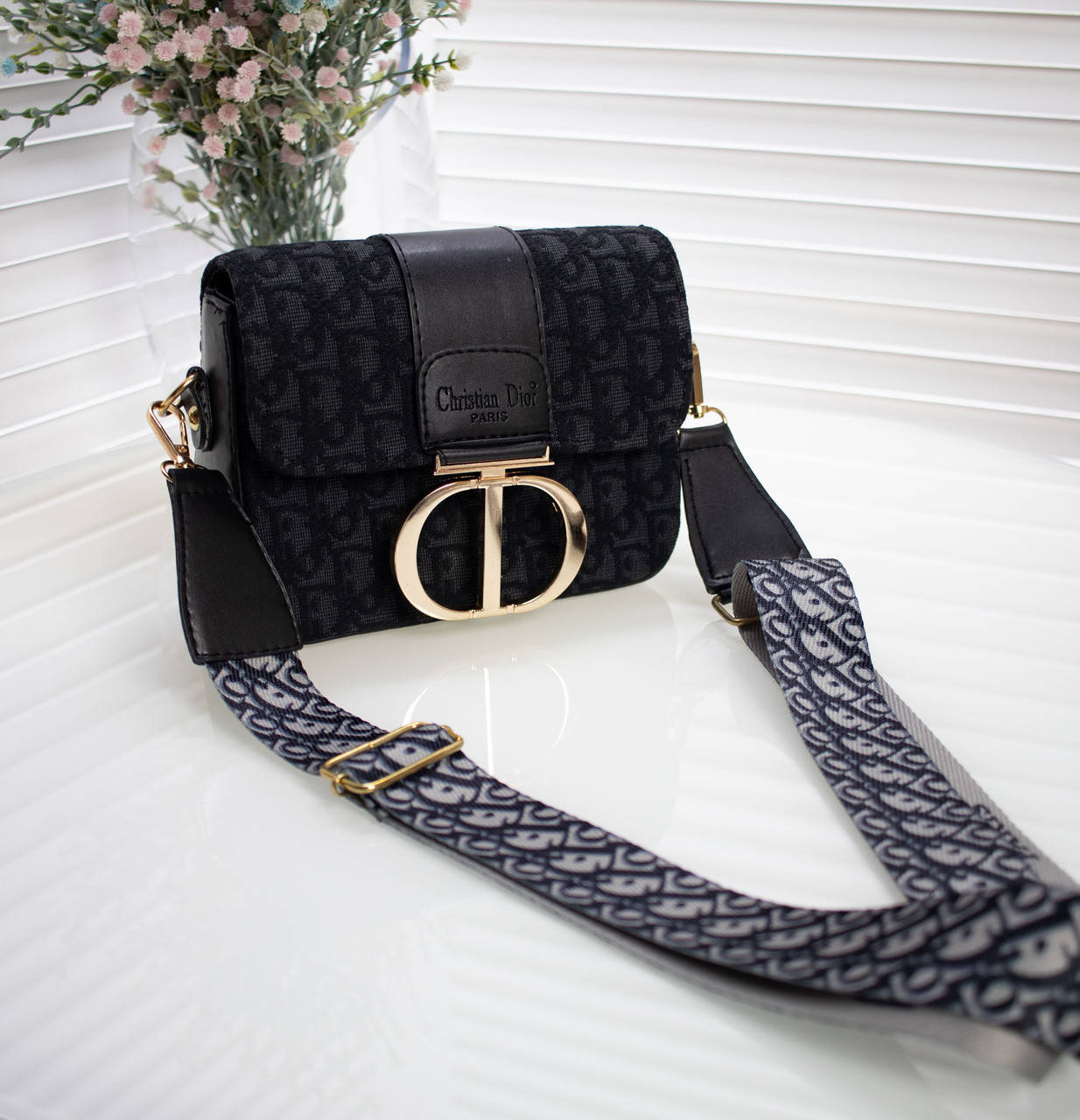 

Сумка женская Christian Dior кросс-боди Диор, Молочный