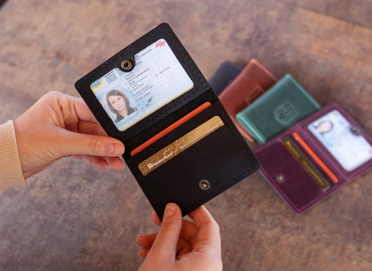 

Обложка для прав и id карт натуральная кожа черная, Черный