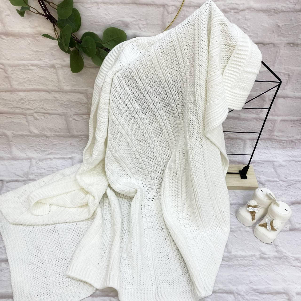 

Плед вязанный полоска белый 95*75 см (90% хлопок, 10% акрил)