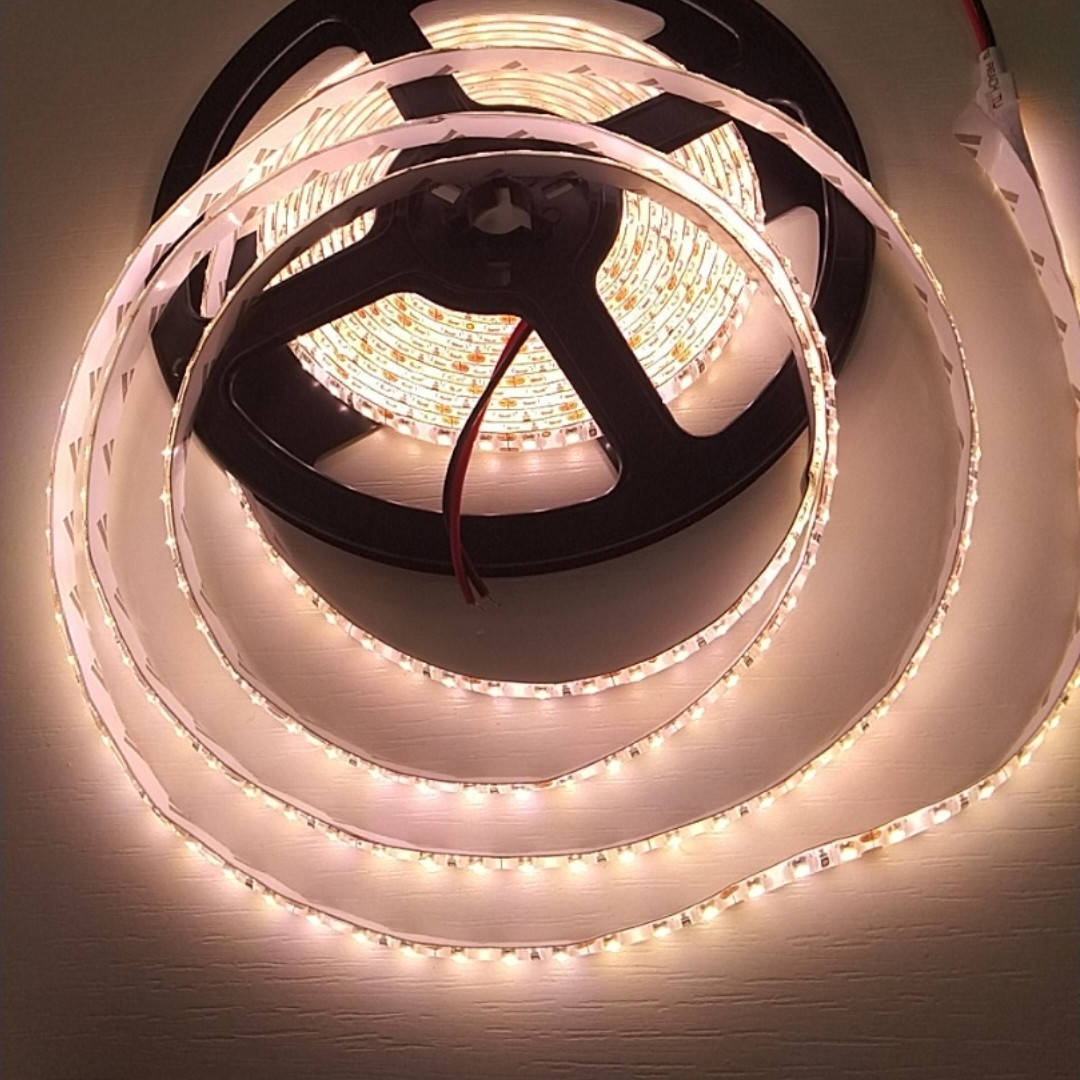 

Светодиодная лента LED 2835-120 ip-65 WW теплый белый.