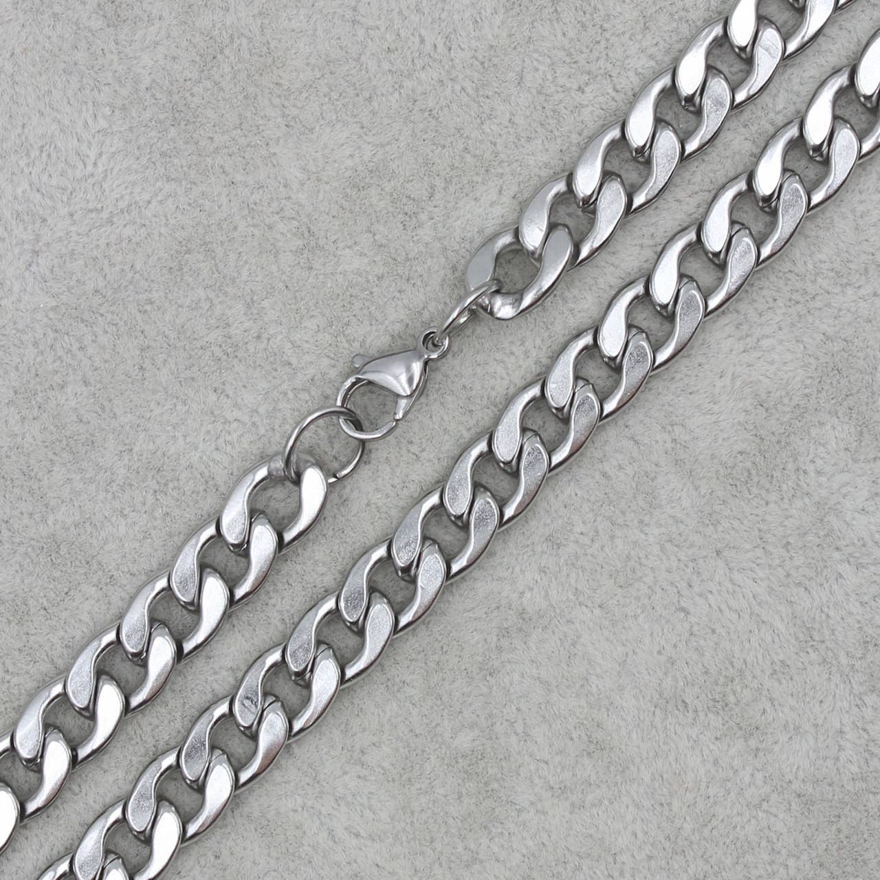 

Цепь мужская Stainless Steel из медицинской стали 60 см 10 мм