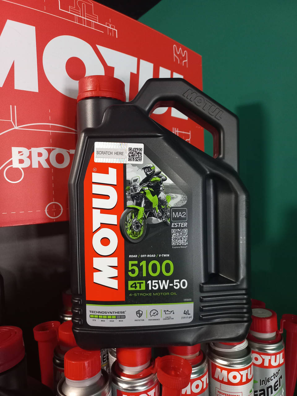 

Масло для 4-х тактных двигателей MOTUL / 5100 4T / 15W50 / 4 л