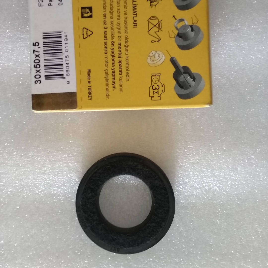 

Сальник коленвала (перед) 1.8TD (30х50х7,5) SKT Ford Connect XS4Q 6700 AD / SKT 041077-FK
