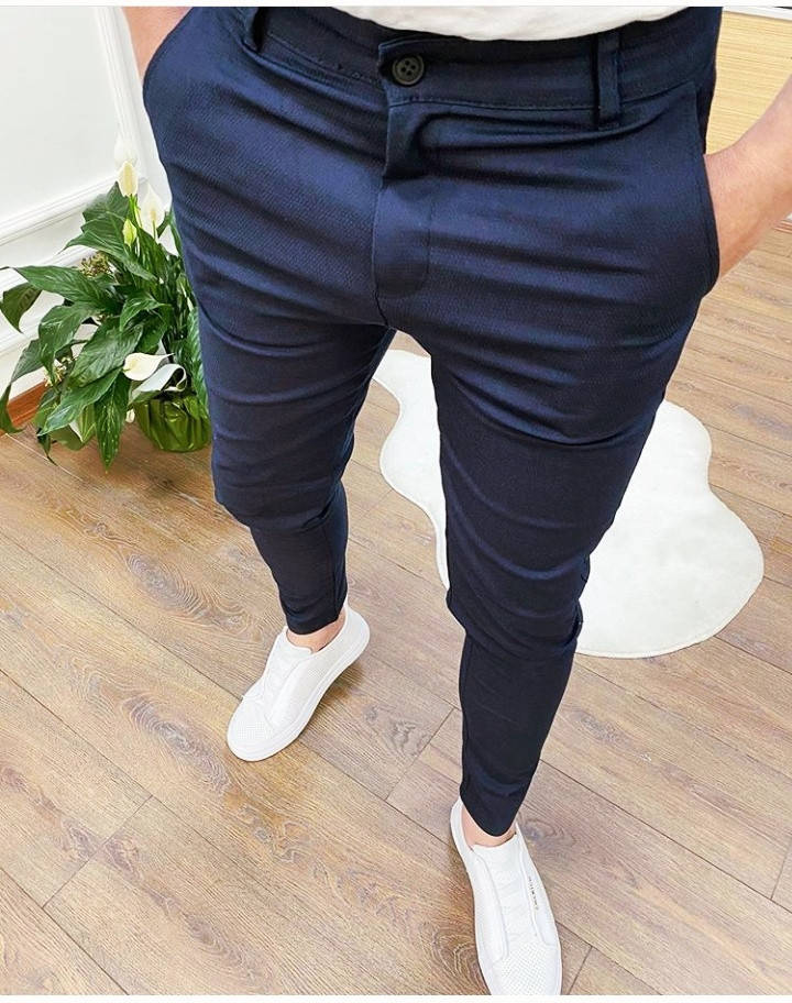 

Зауженные брюки slim fit темносиние( 30,31,32)