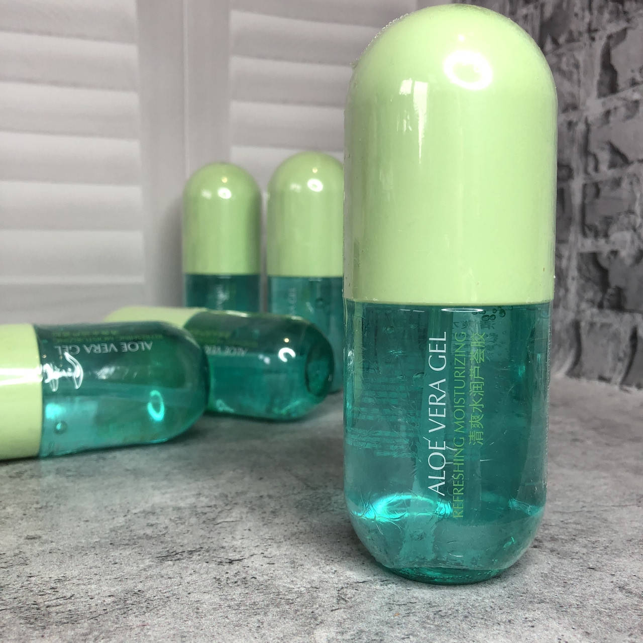 

Універсальний зволожуючий гель Jomtam Refreshing Moisturizing Aloe Vera Gel(260мл)