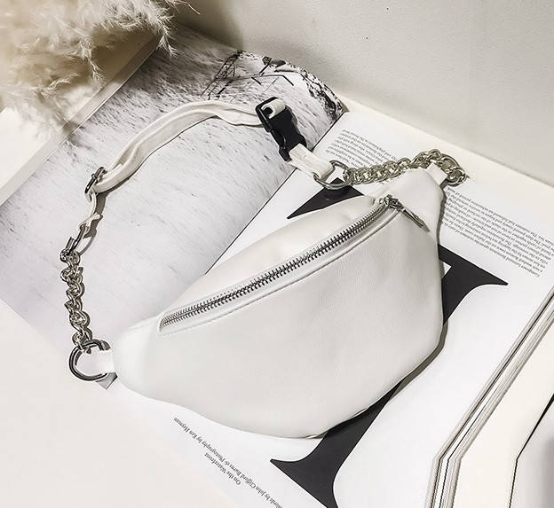 

Женская бананка мессенджер на грудь Белый