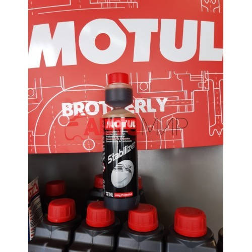 

Присадка в топливо повыщающая срок годности бензина до 24 мес MOTUL / Stabilizer / 250 мл