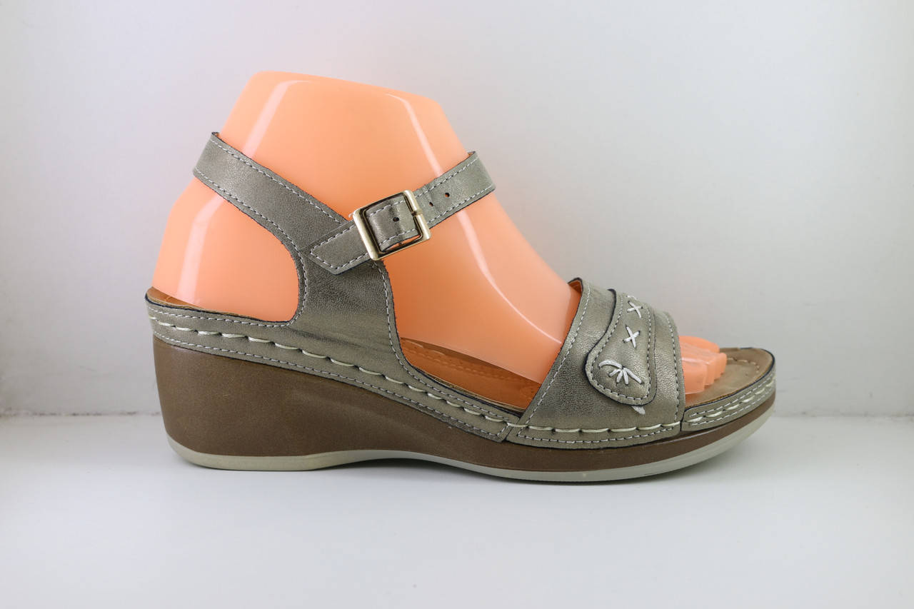 

Босоножки Supra 41