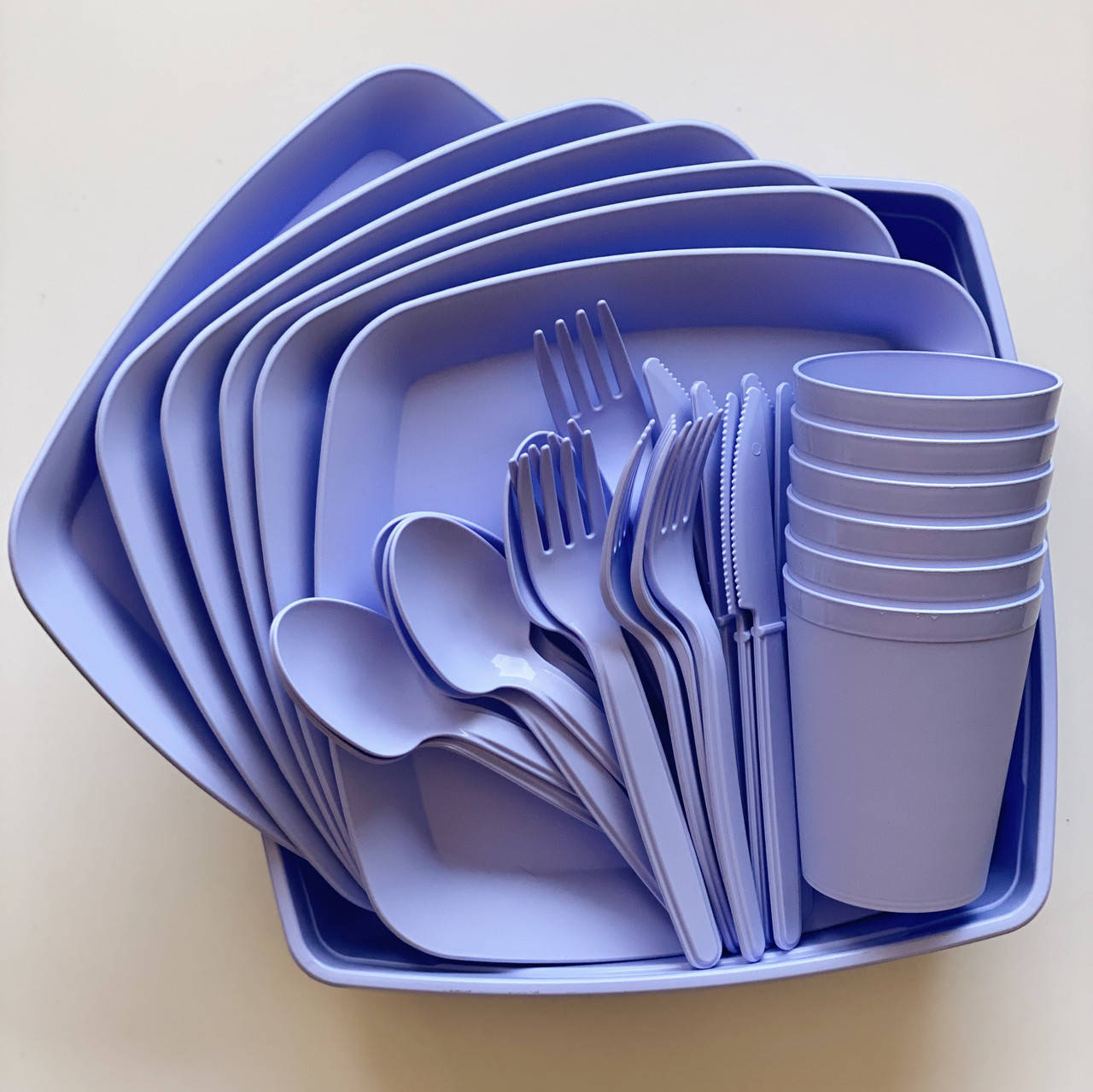 

Набор для пикника на 6 персон сирень