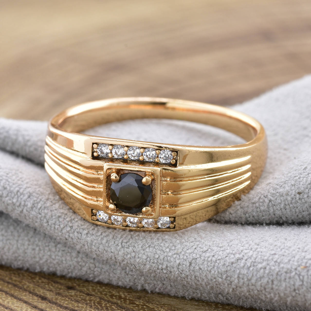 

Кольцо Xuping 13857 ширина 6 мм фианит позолота 18K размер 22