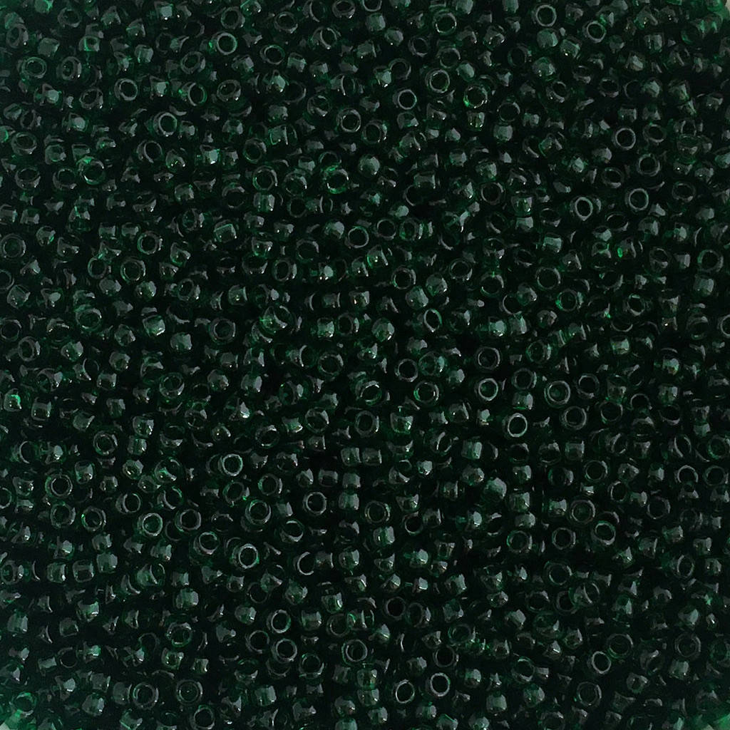 

Бисер TOHO (TR-15-939). Круглый 15/0. Transparent Emerald Green. Цена за 5 грамм
