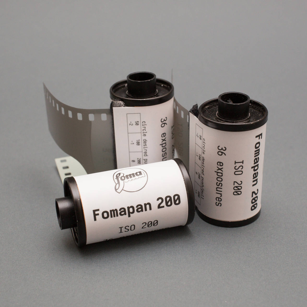 

Фотопленка черно-белая Foma Fomapan 200