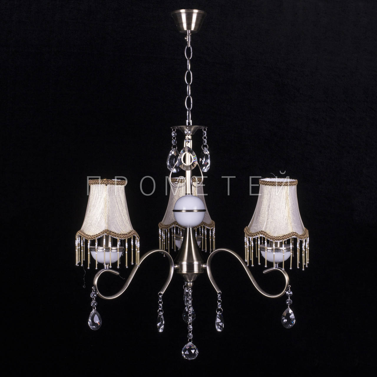

Классическая люстра с абажурами и элементами хрусталя на 3 лампочки P3-2681/3A/AB