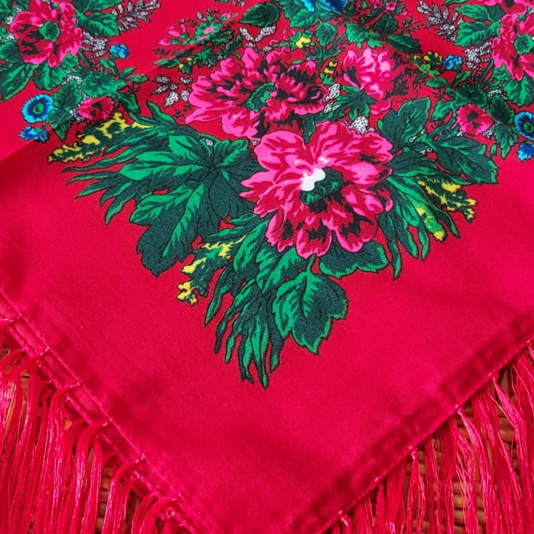 

Платок украинский "Павунка, Паутинка" с шелковой бахромой 100см*100см