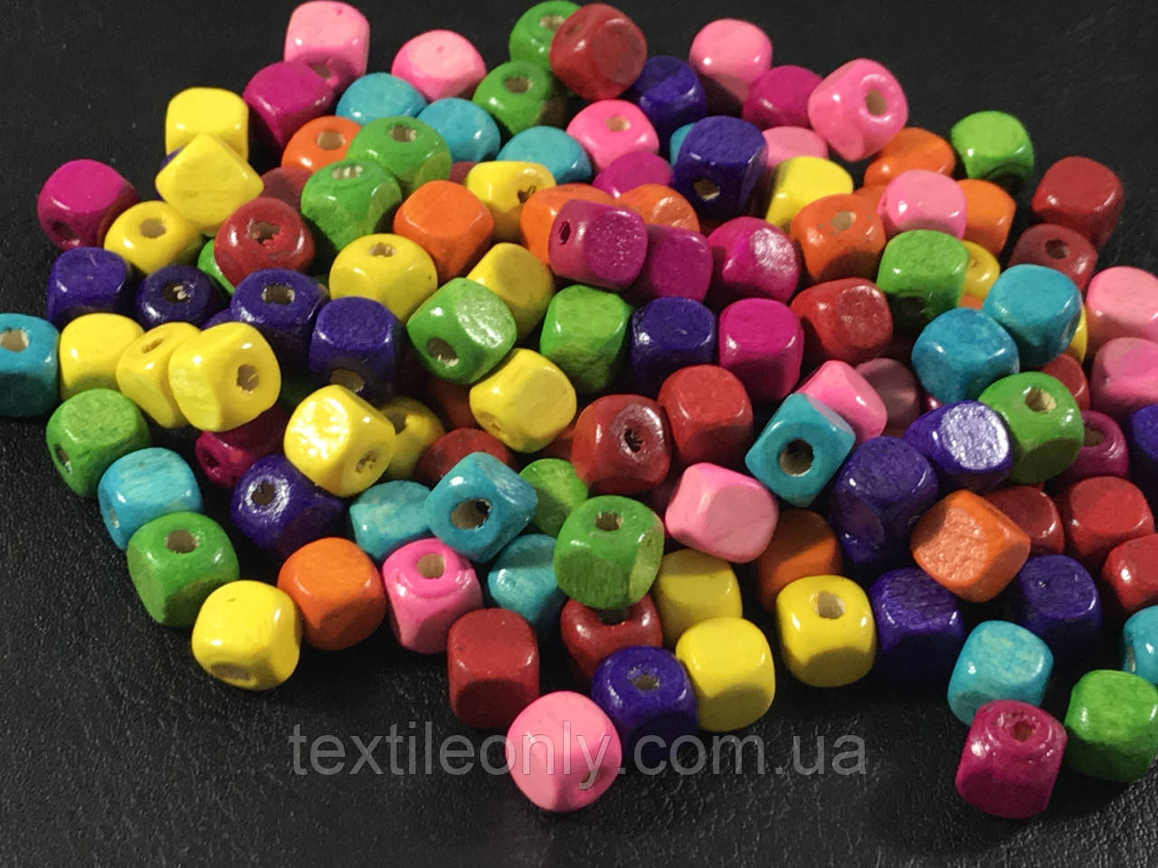 Дерев'яні кубики 8 мм мікс паковання 4000 шт.