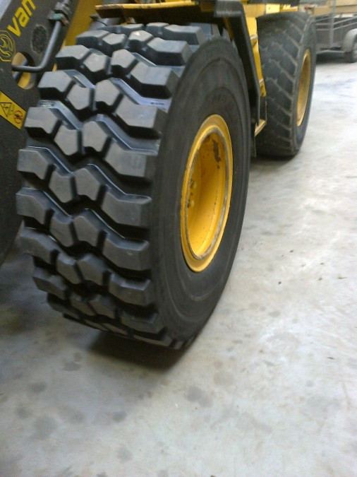 Шина 20.5 R 25 Michelin XADN - фото 3 - id-p1275406