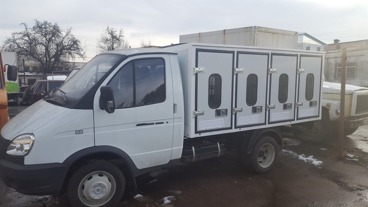 Кузов-фургон для перевозки животных