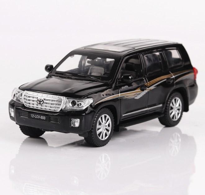 Колекційна машинка Toyota Land Cruiser J200 V8 Чорна, фото 1