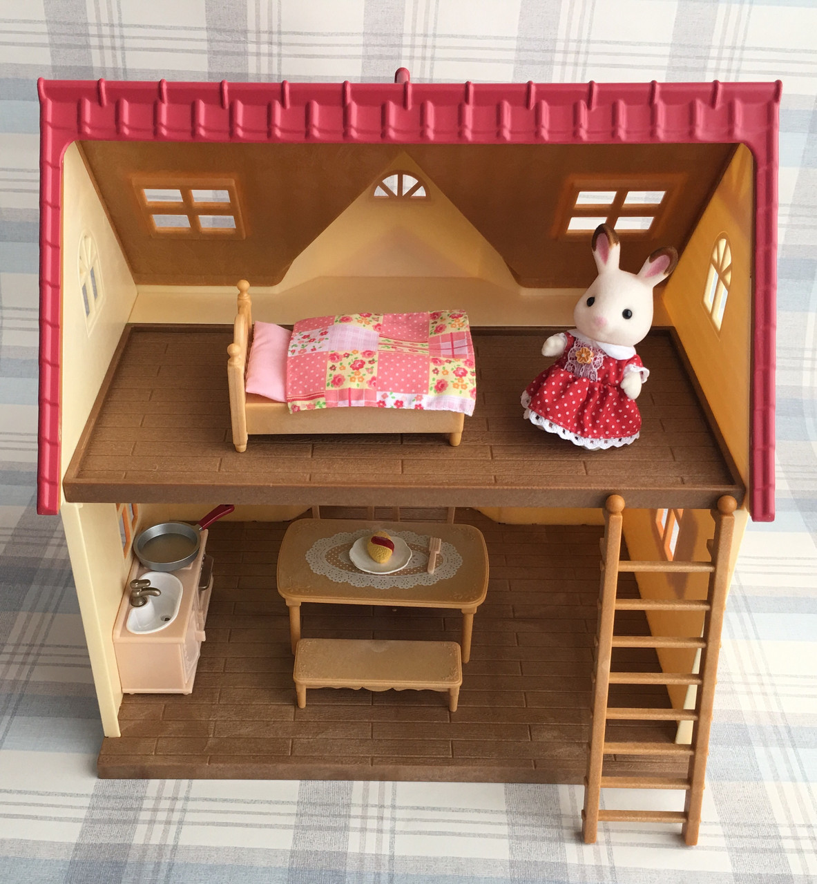 Sylvanian families starter hot sale