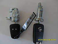 Opel Astra J комплект замків і ключів.